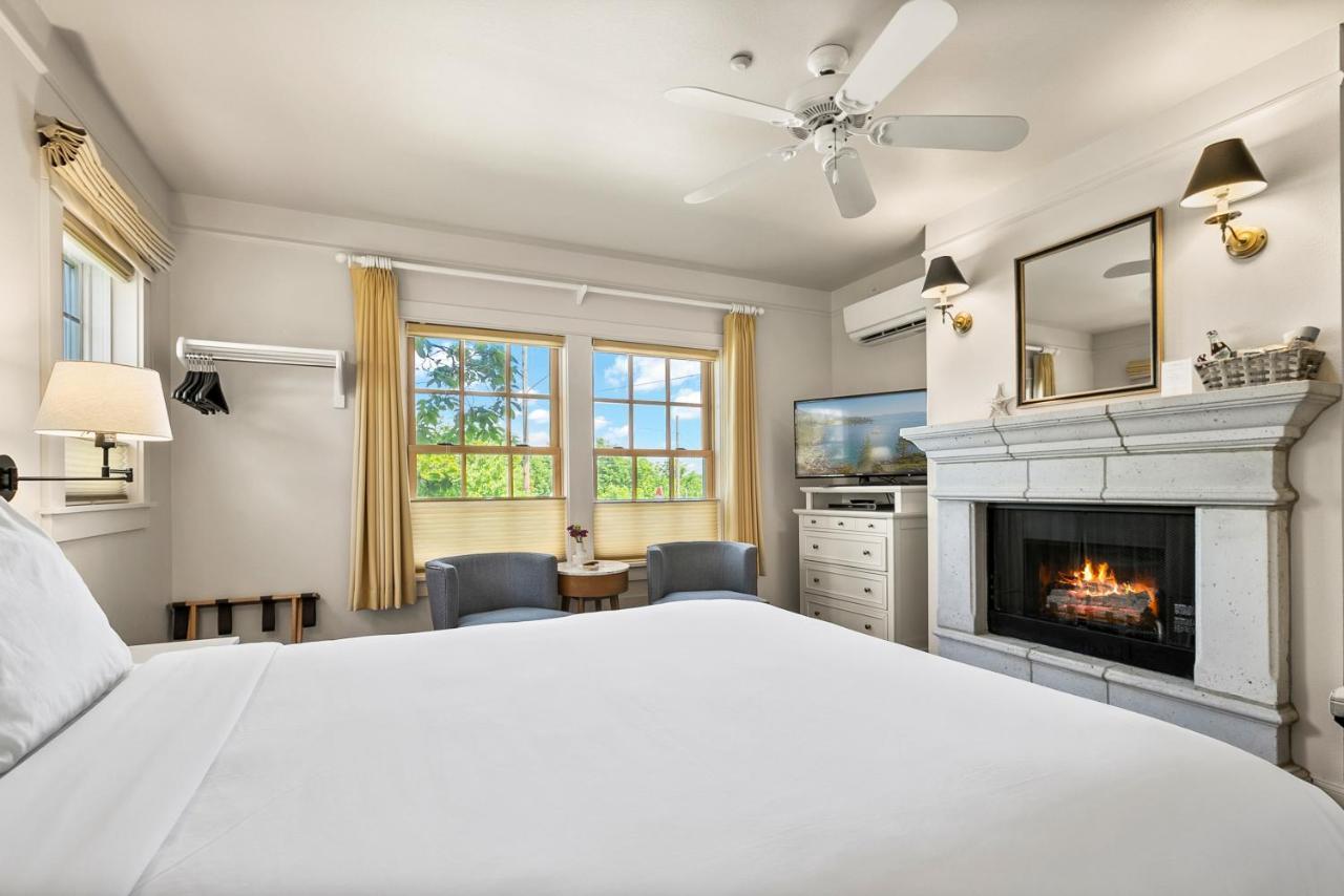 Saratoga Inn 兰里 外观 照片